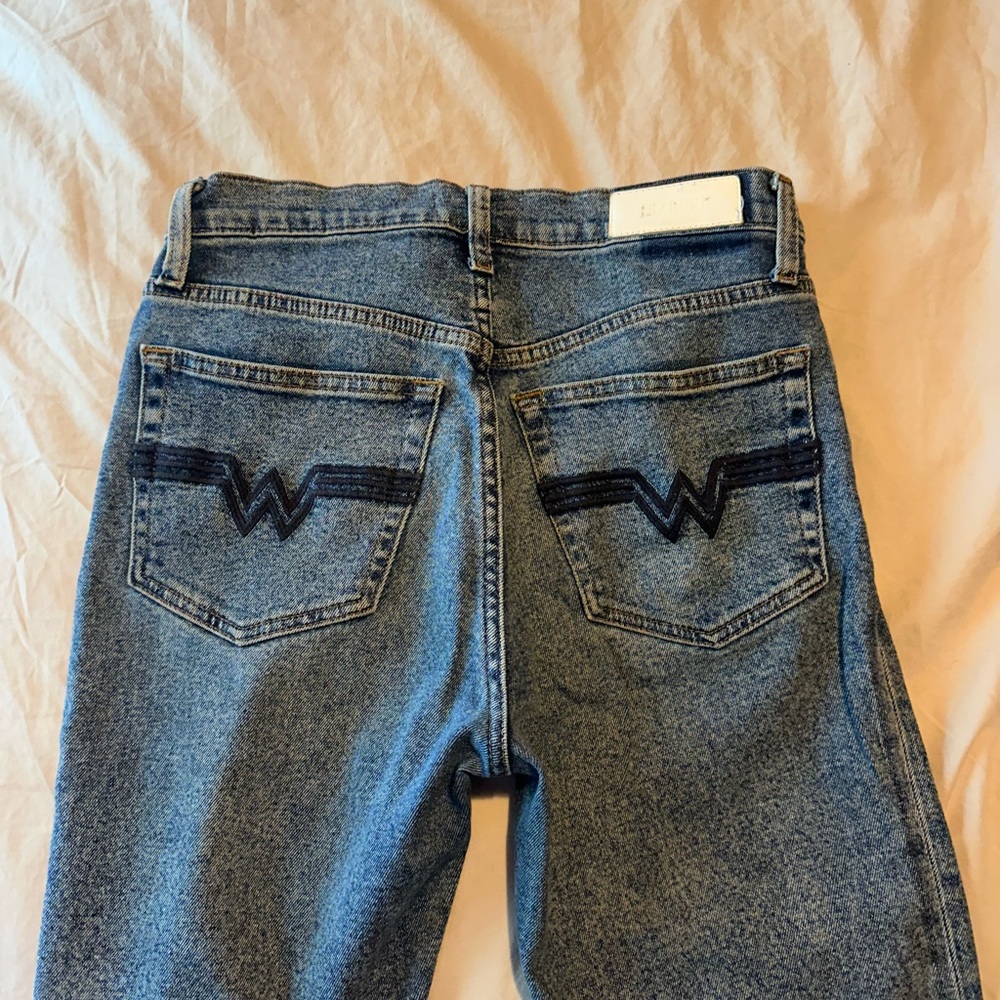 RE/DONE x Wonder Woman 1984 90s High Rise Ankle Crop Jeans Retro Indigo 28